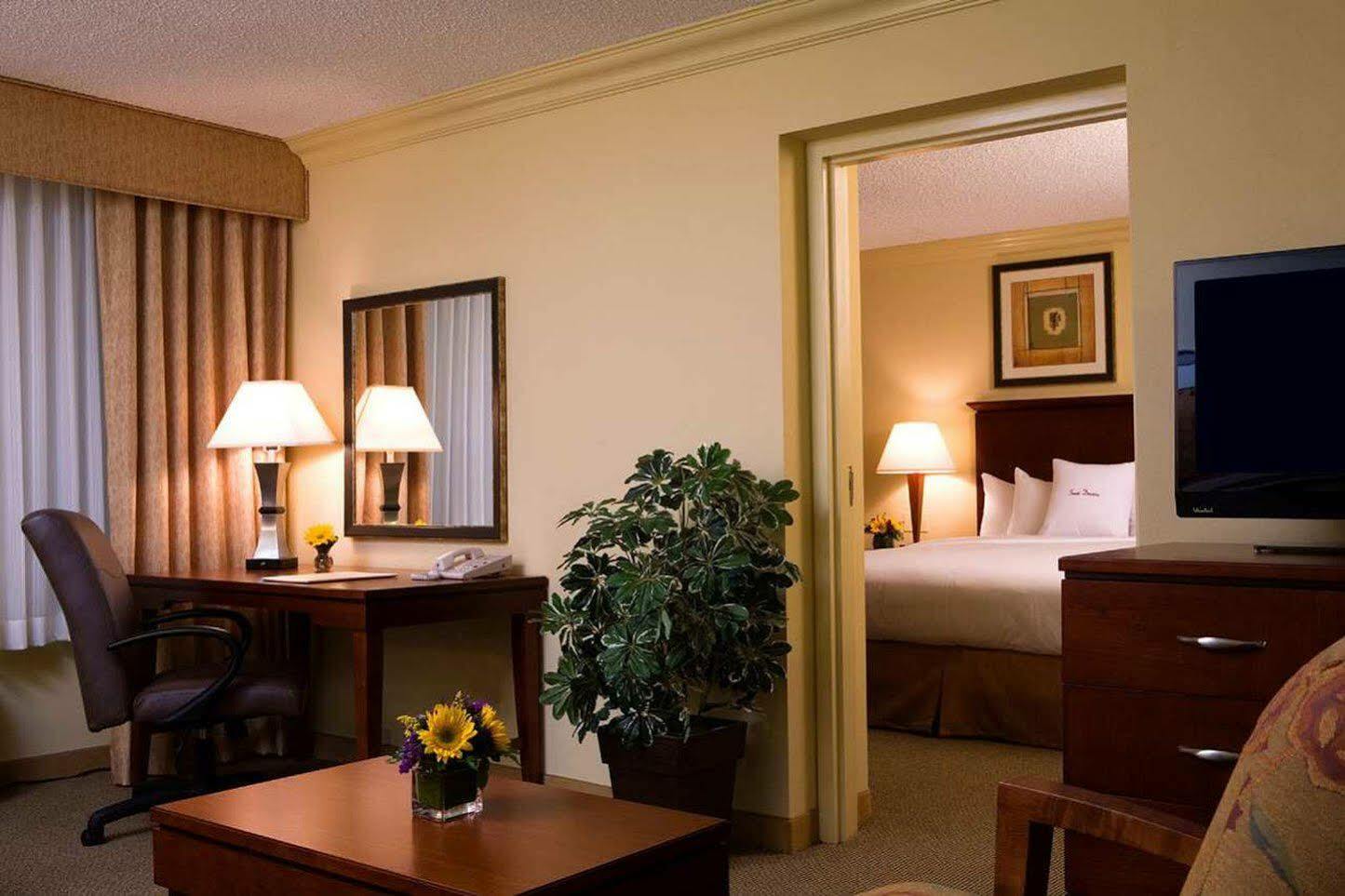 ดับเบิ้ลทรีบายฮิลตันโฮเต็ล ปริ๊นซตัน Hotel พรินซ์ตัน ภายนอก รูปภาพ